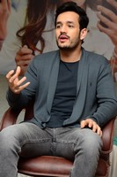 Akhil Akkineni Mr Majnu Interview
